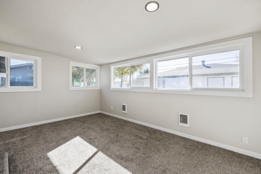 Klamath Falls -Darrow Addition - Residential