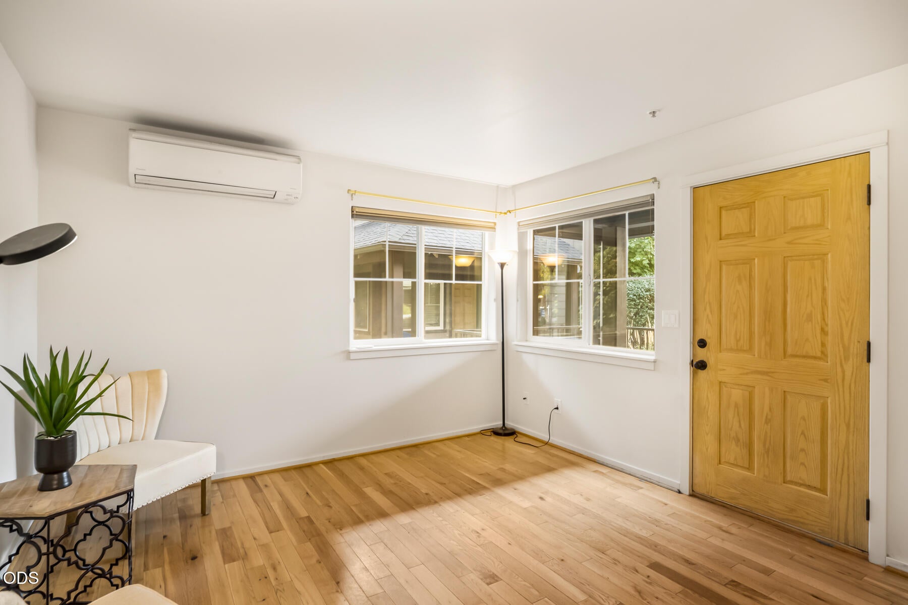 1929 NW Monterey Pines Drive UNIT 5