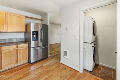 Tiny photo for 1929 NW Monterey Pines Drive #UNIT 5, Bend, OR 97703 (MLS # 220223260)