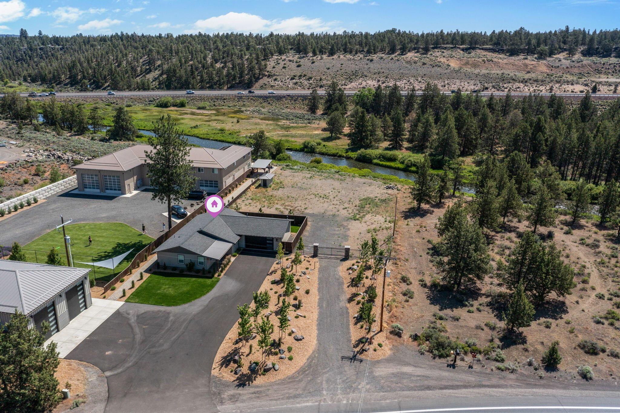 Townsite Of Laidlaw - Residential