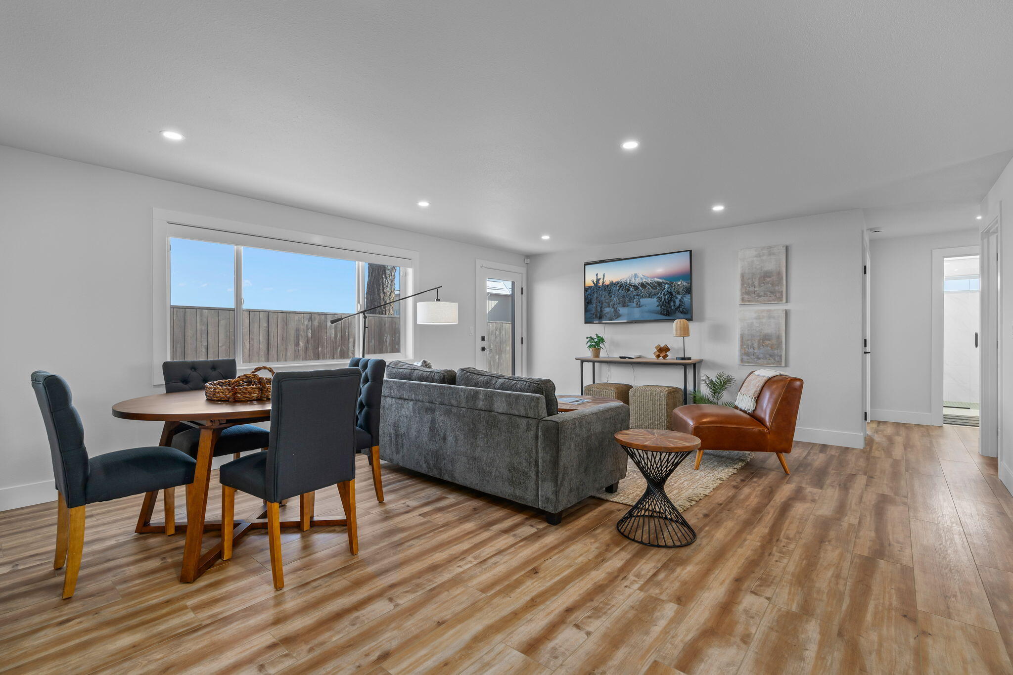 Townsite Of Laidlaw - Residential