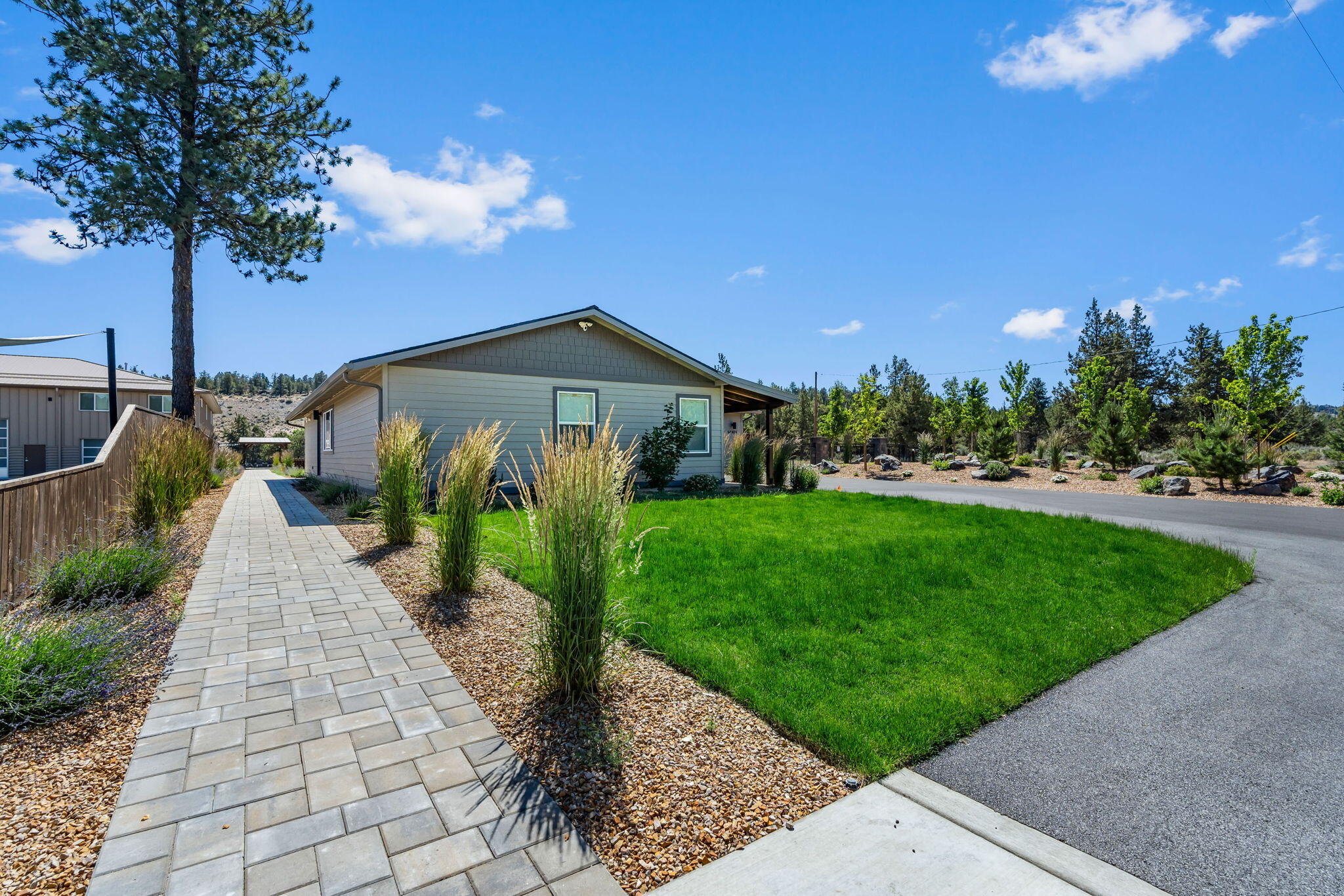 Townsite Of Laidlaw - Residential