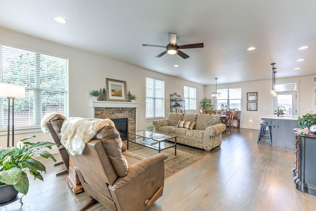 Ironhorse - Residential