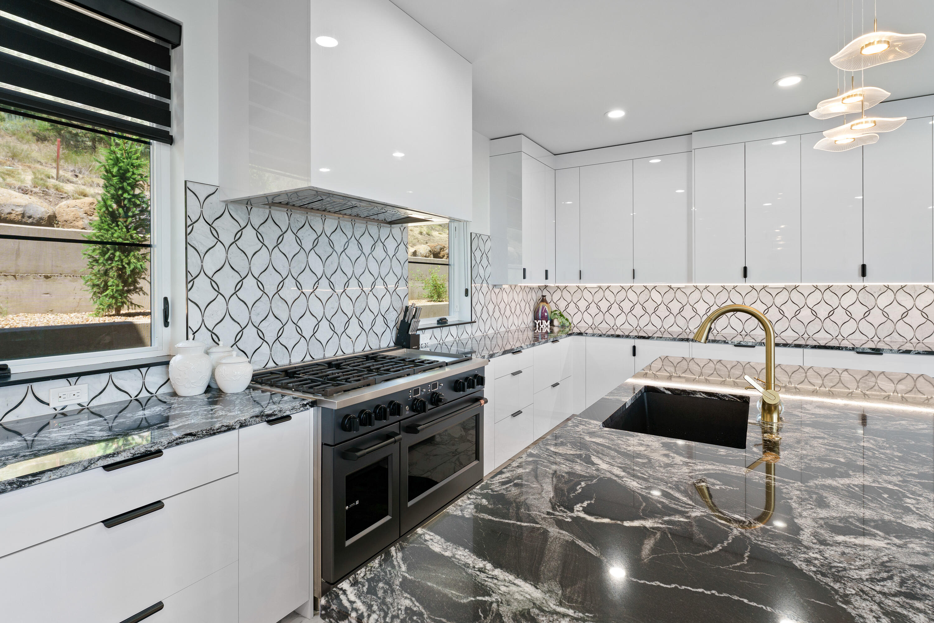 Awbrey Road Heights - Residential