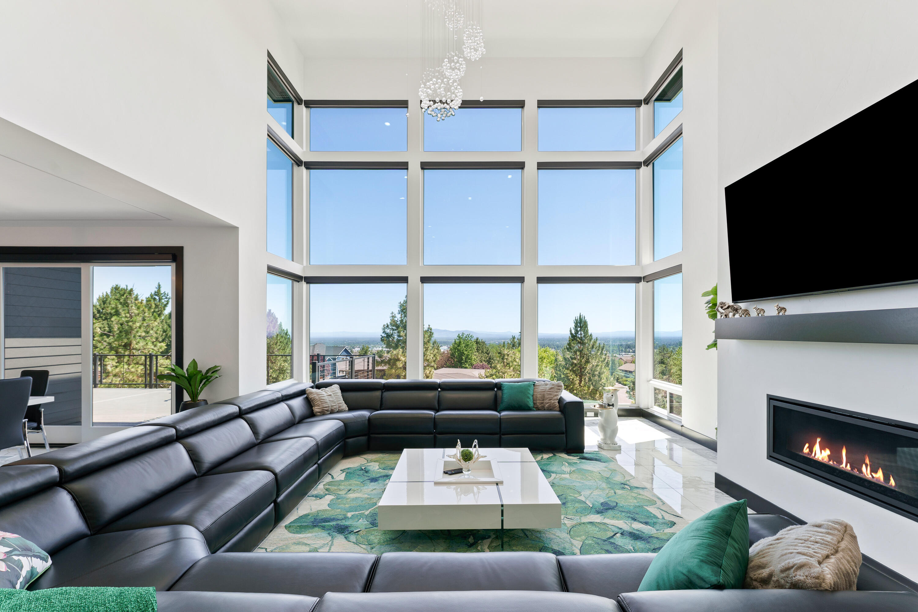 664 NW Powell Butte Loop
