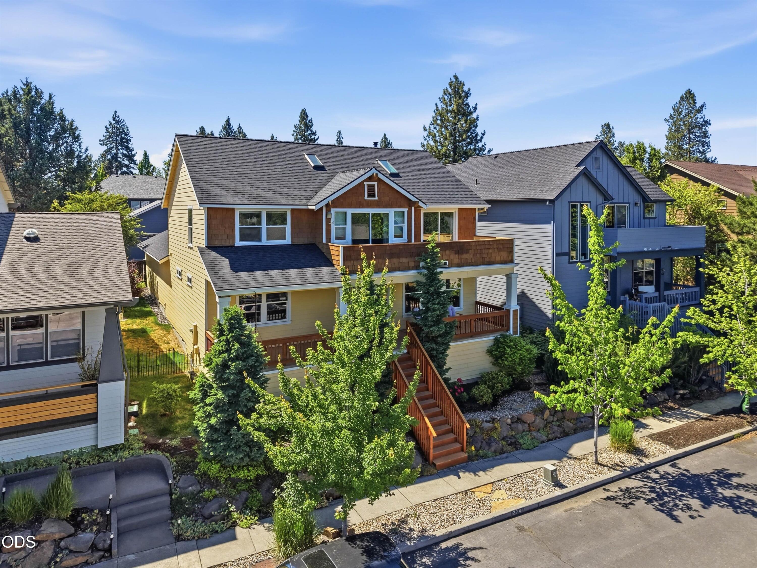 274 NW Outlook Vista Drive