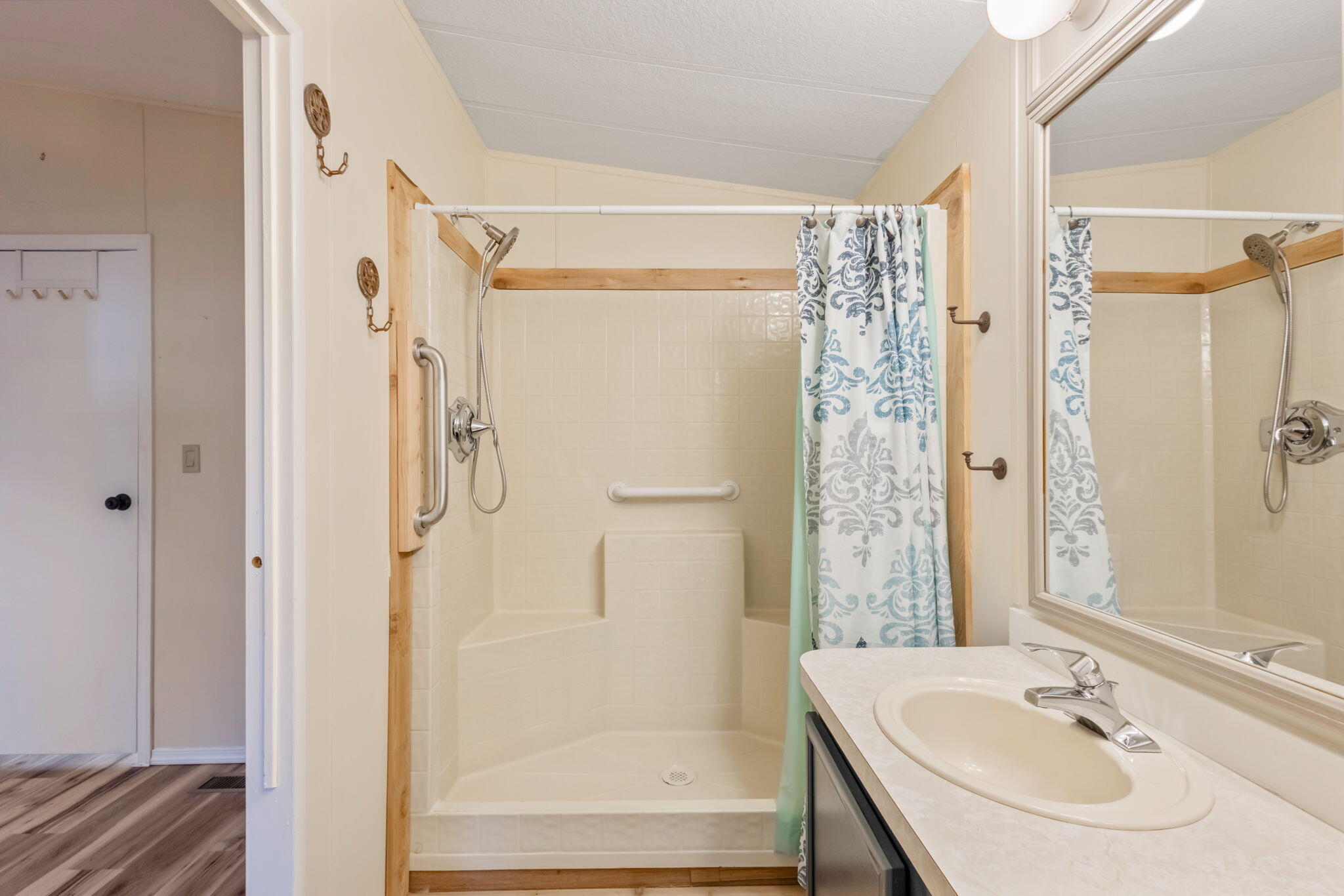 4 Seasons Mobile - Residential