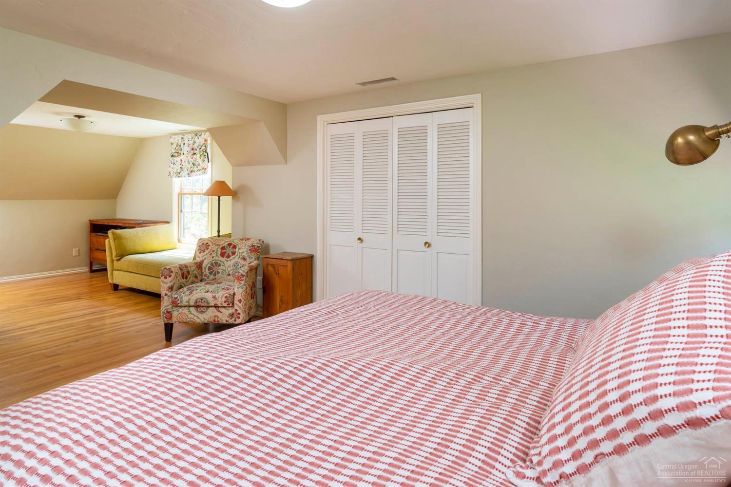 Bend View - Residential