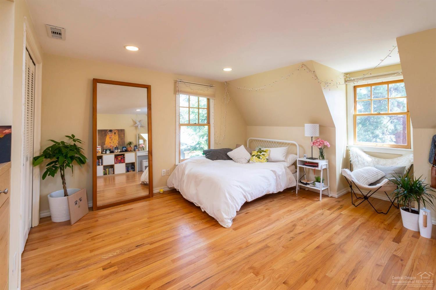 Bend View - Residential