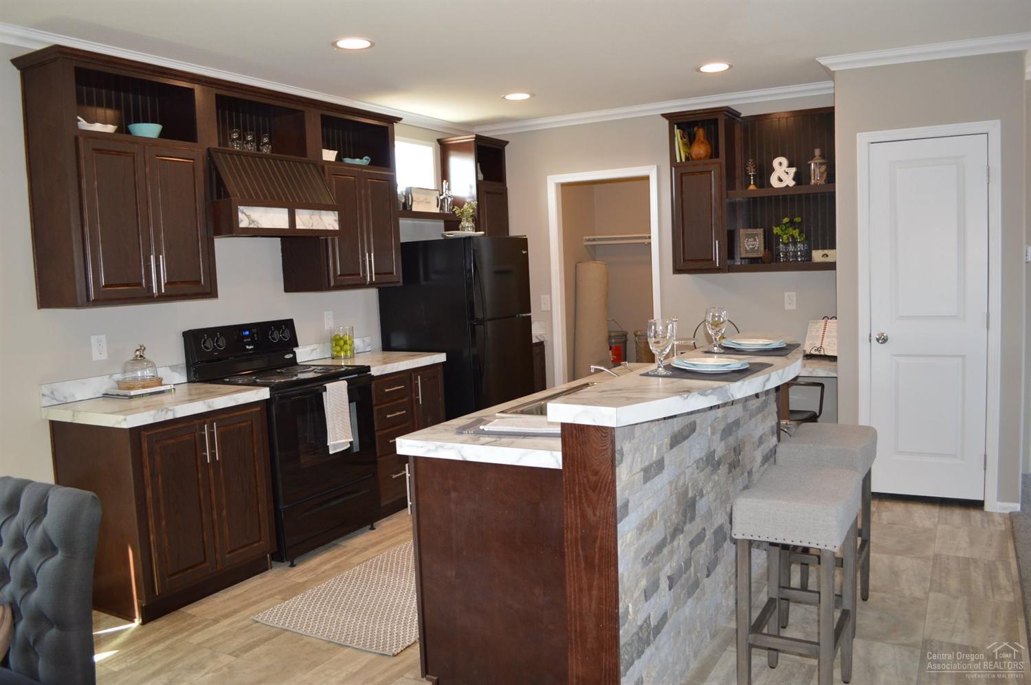 Aspen Creek Mob Pk - Residential