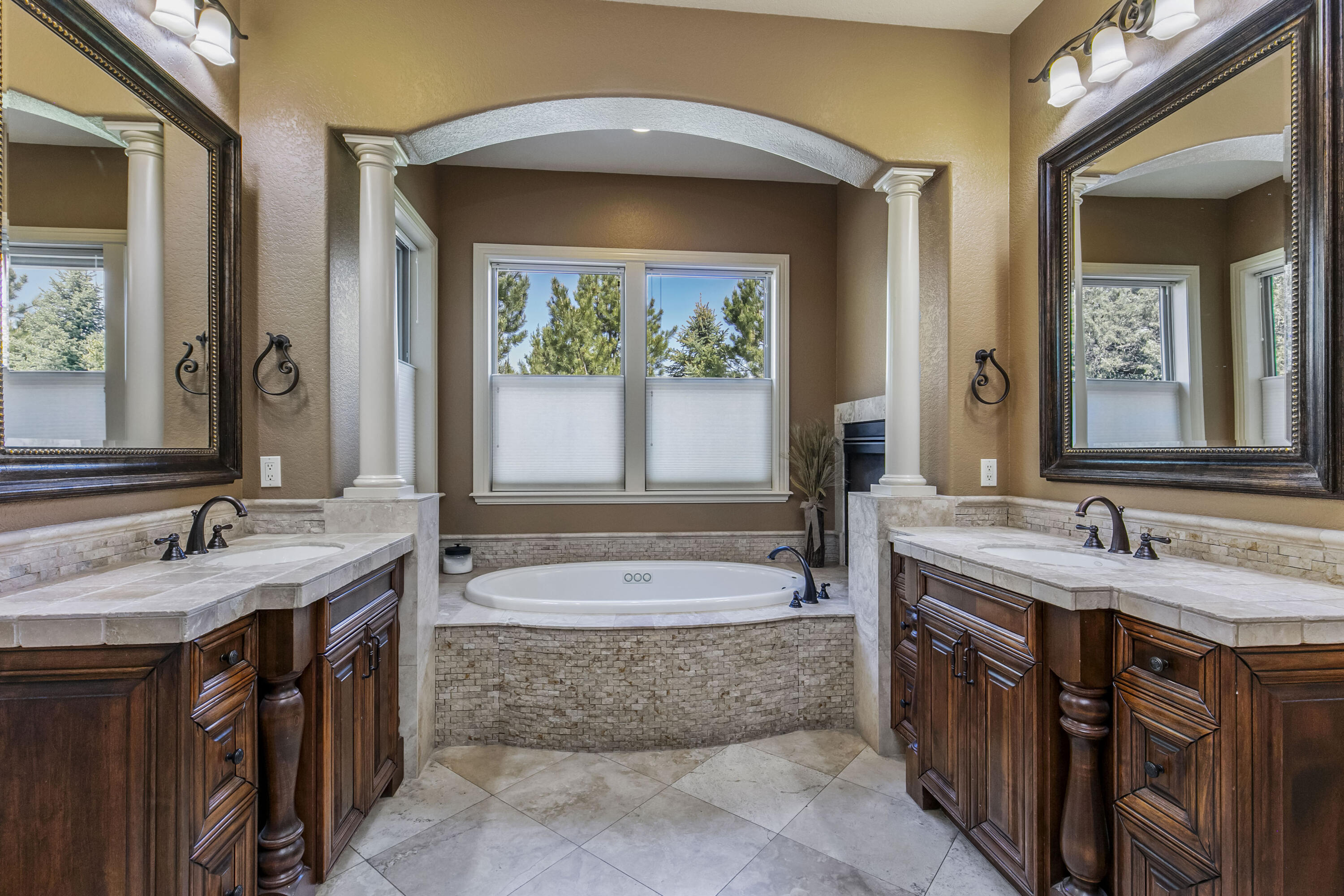 Eagle Crest - Residential