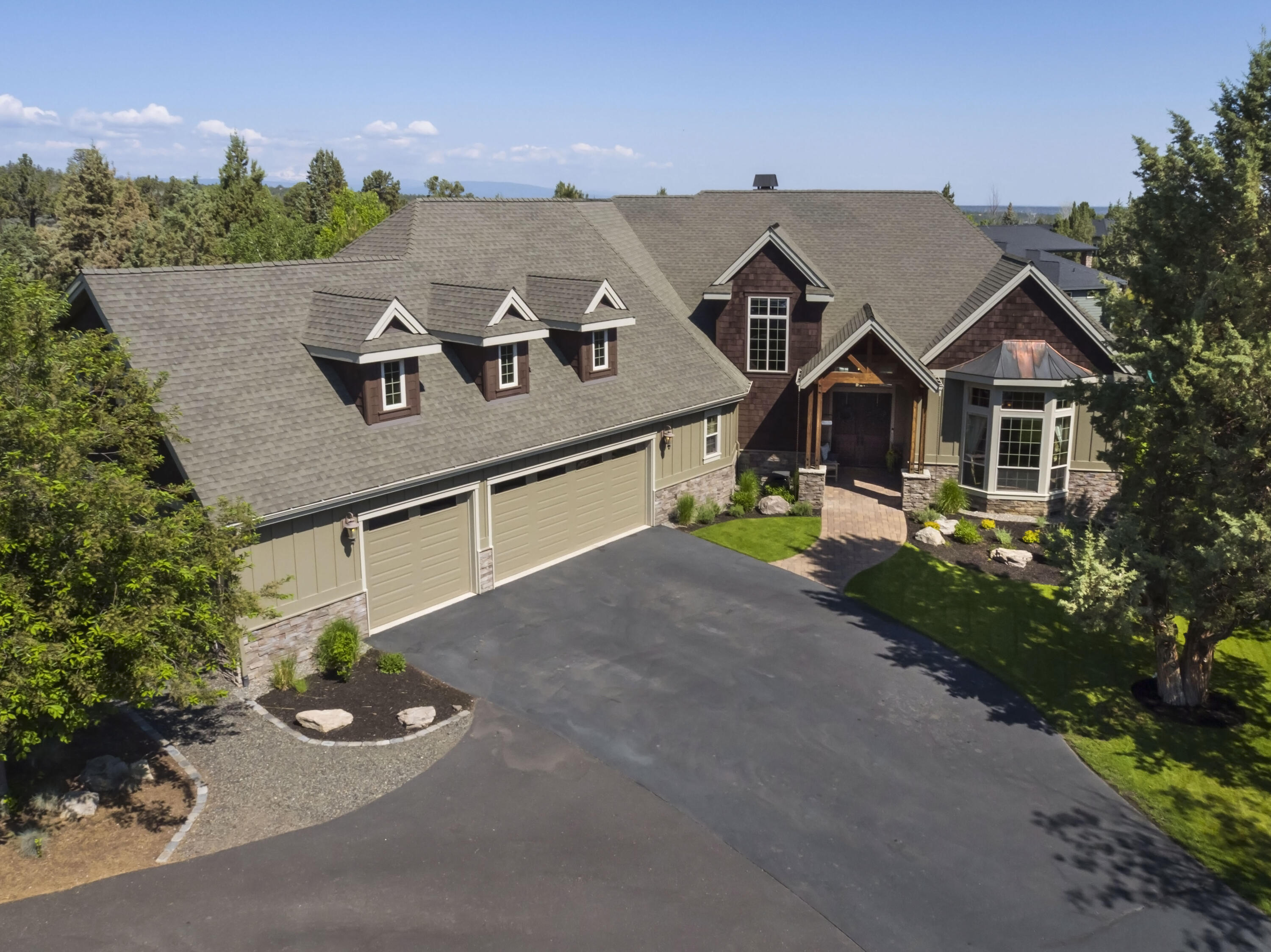 Eagle Crest - Residential