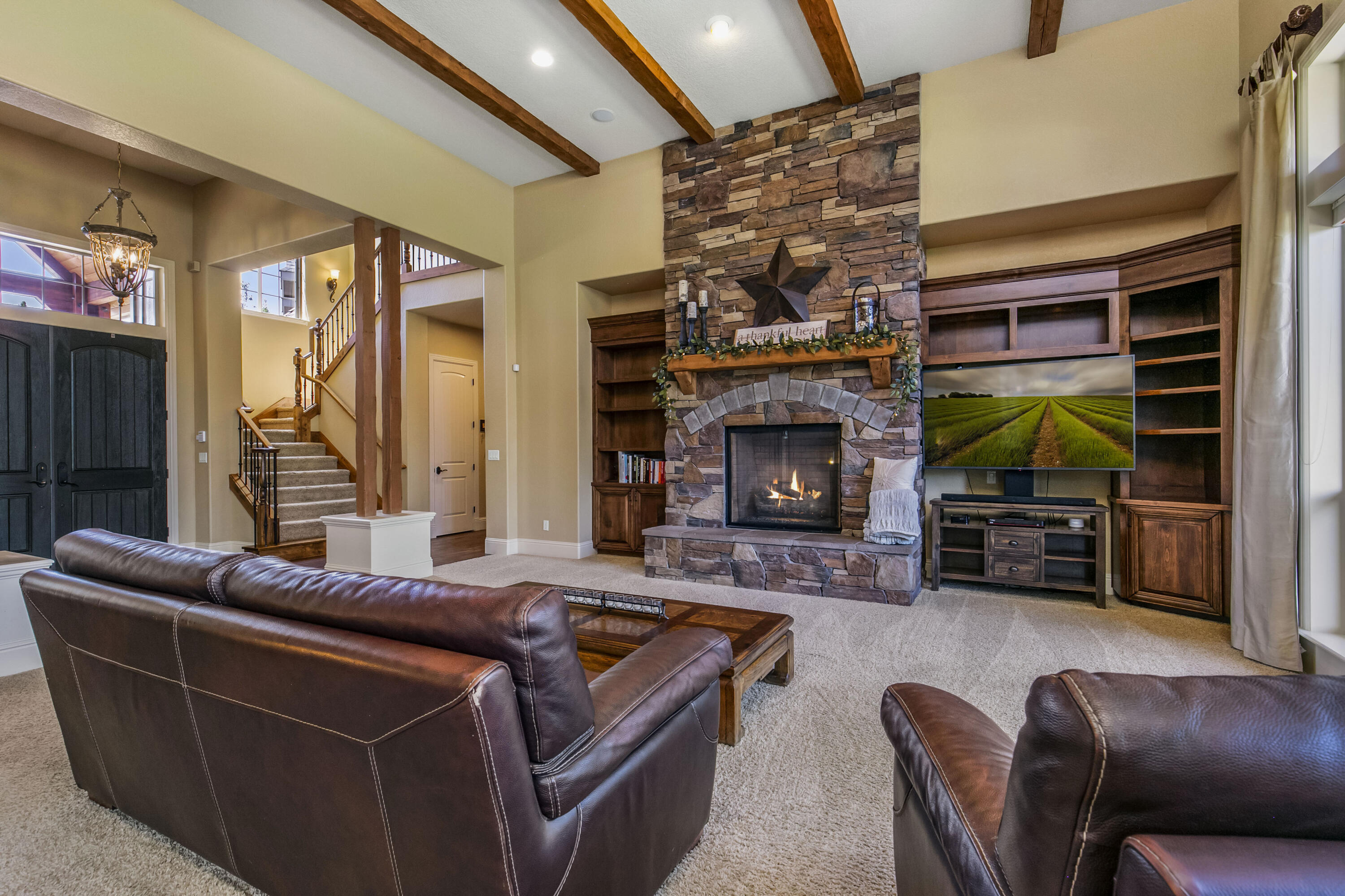 Eagle Crest - Residential