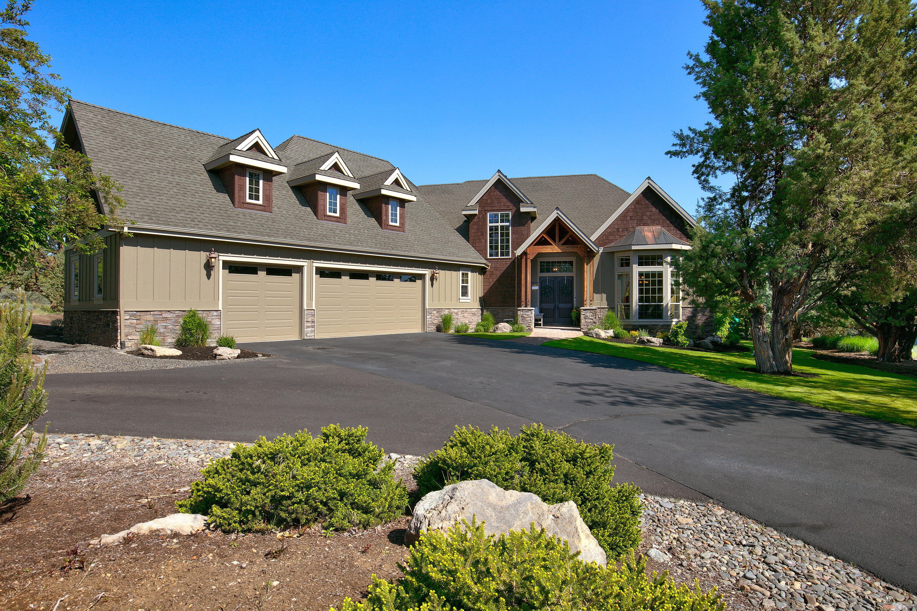 Eagle Crest - Residential