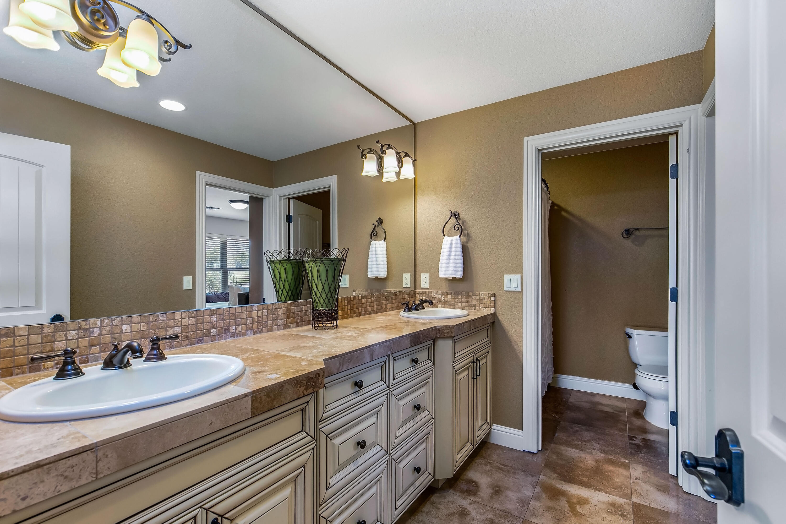 Eagle Crest - Residential