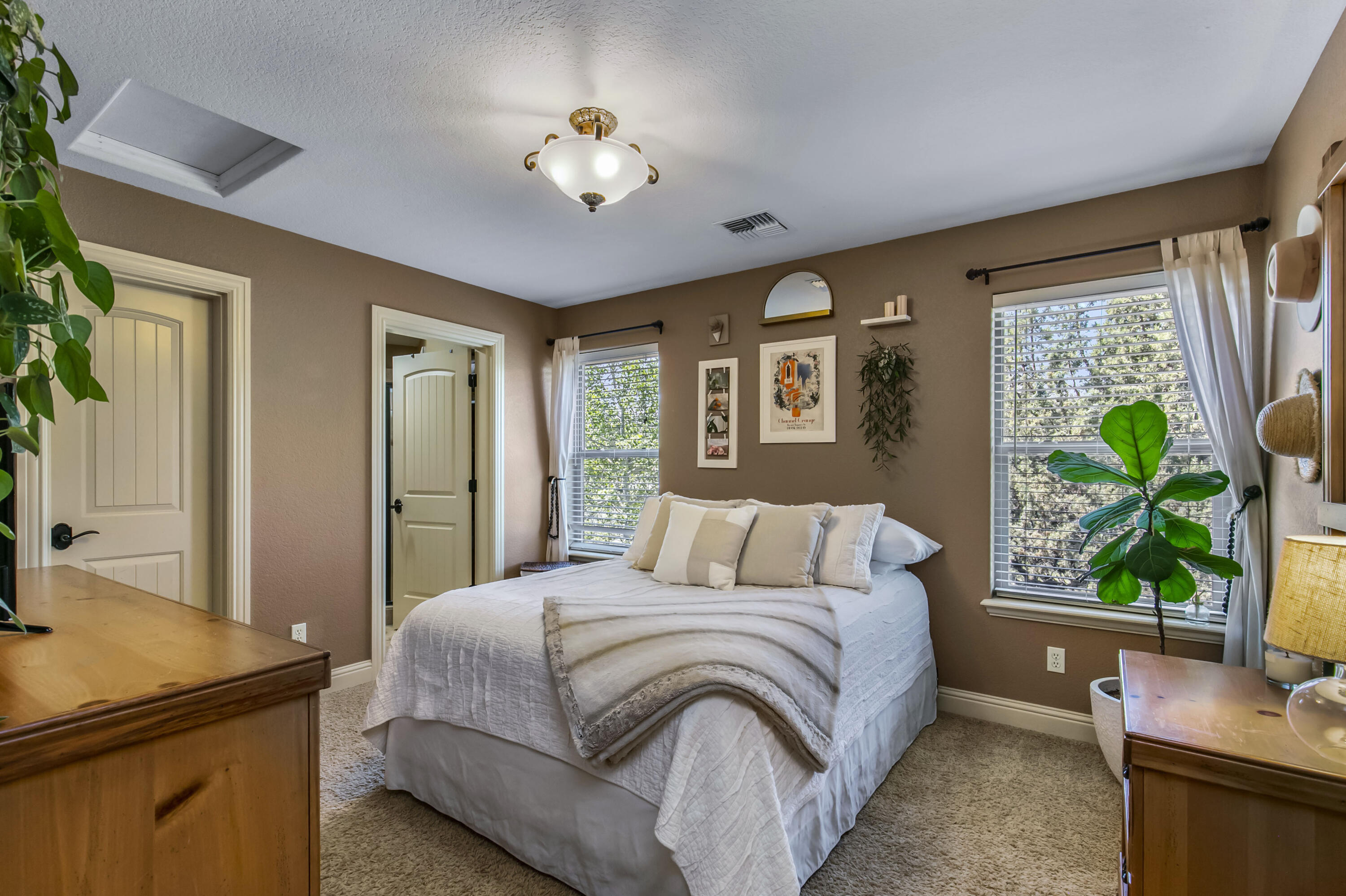 Eagle Crest - Residential