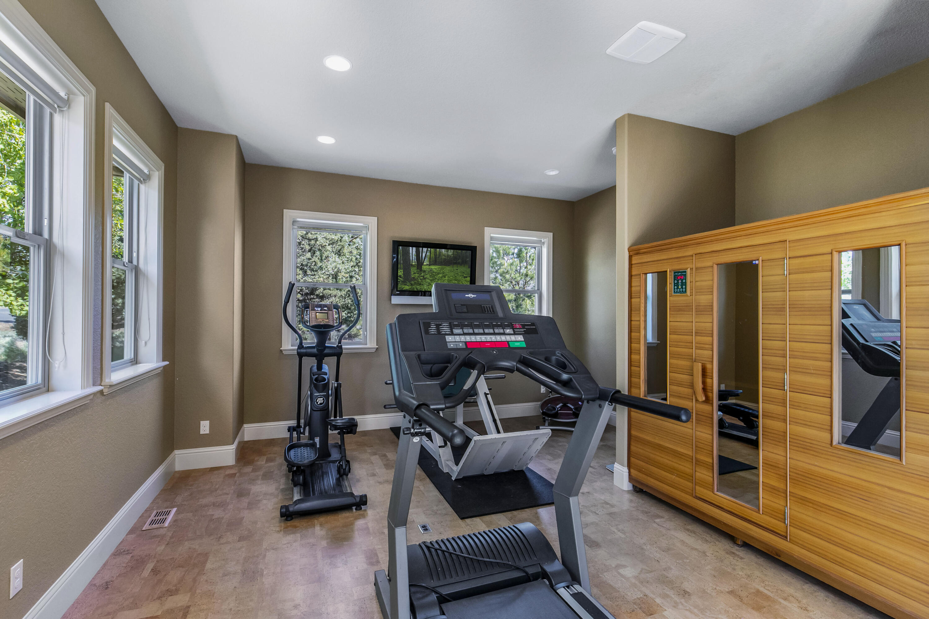 Eagle Crest - Residential