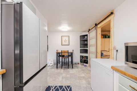 Tiny photo for 74 SE 11th Street, Madras, OR 97741 (MLS # 220220171)