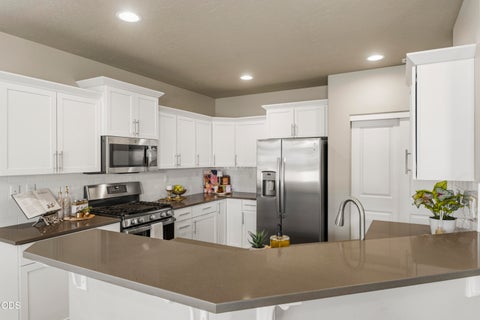 Tiny photo for 61354 SE Preston Street, Bend, OR 97702 (MLS # 220226281)