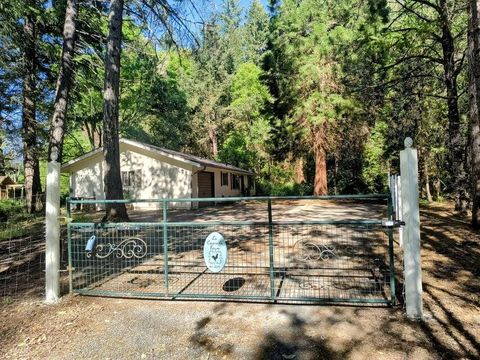 Tiny photo for 101 Cascade Drive, Cave Junction, OR 97523 (MLS # 220217835)