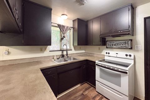 Tiny photo for 101 Cascade Drive, Cave Junction, OR 97523 (MLS # 220217835)