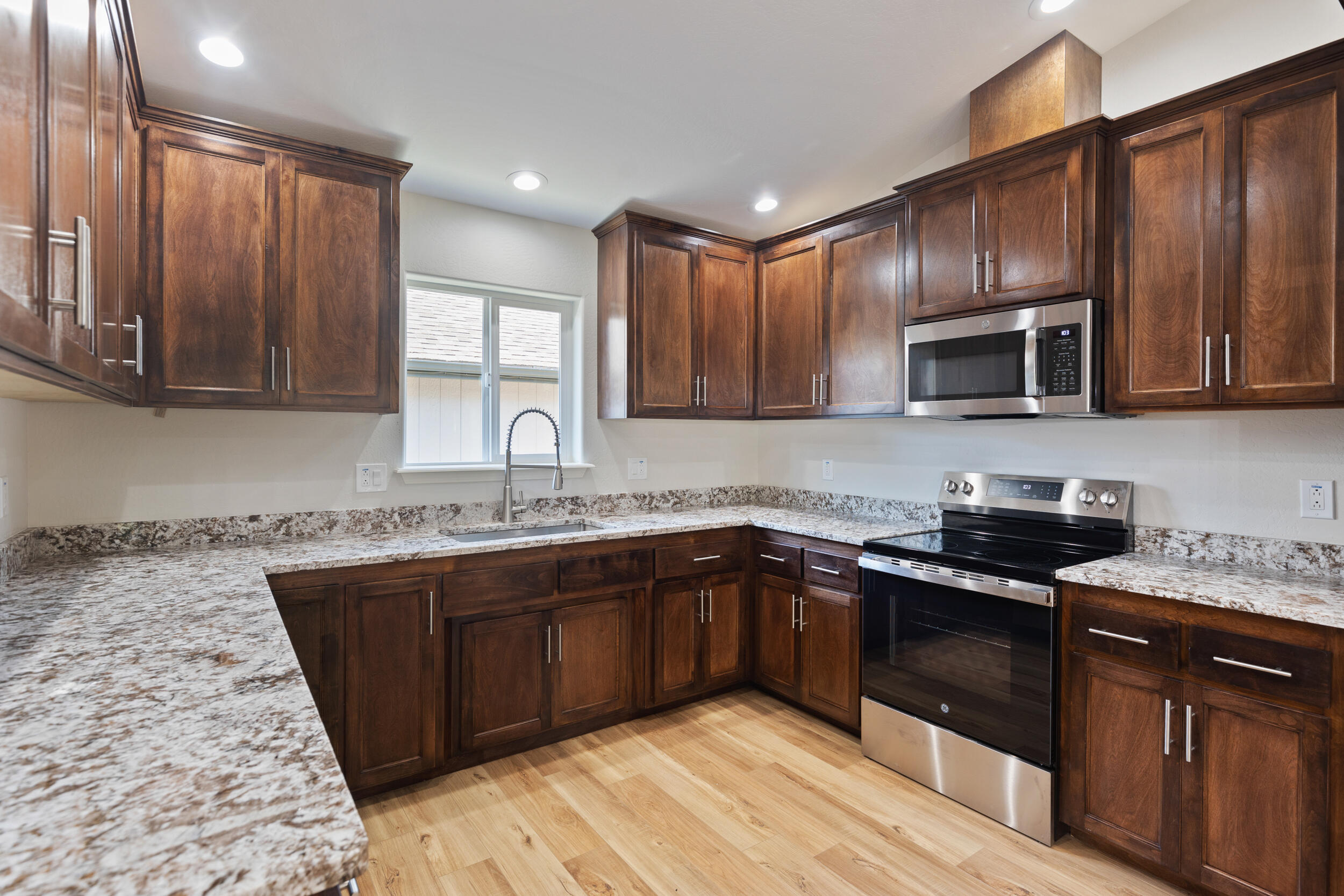 Sunnybrook Manor Estates - Residential