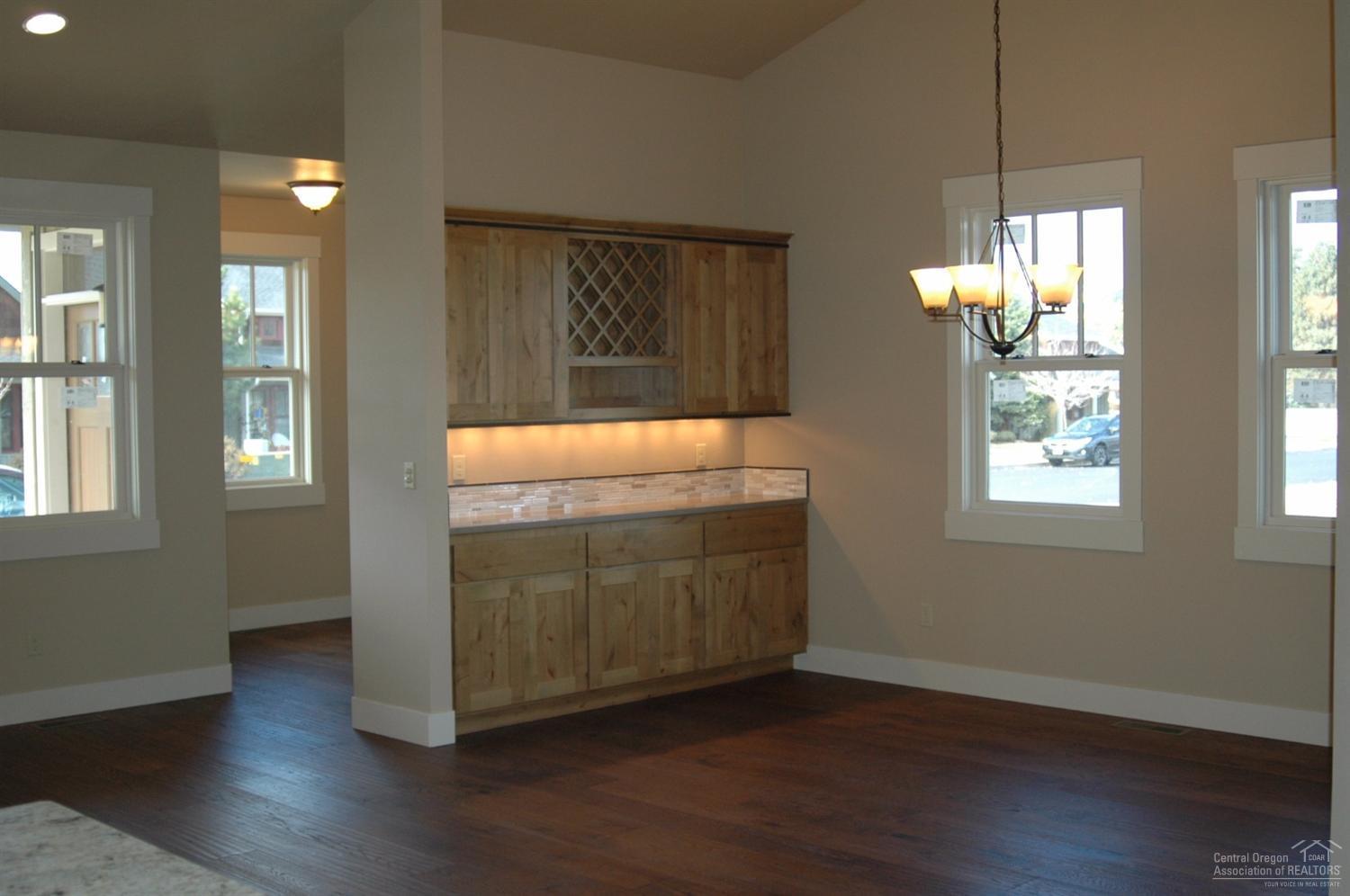 Pine Meadow Vill - Residential