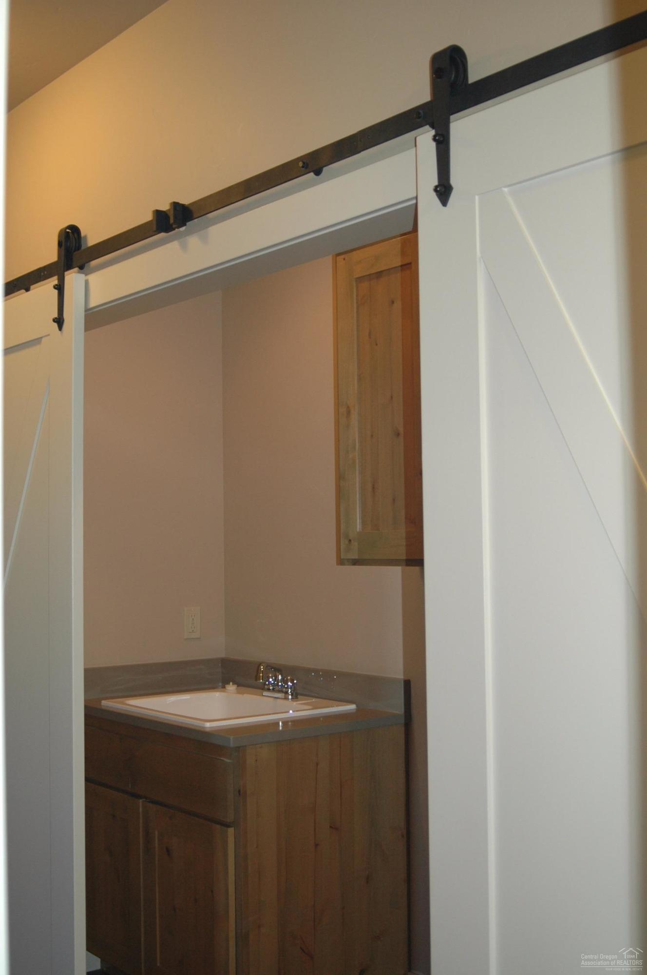 Pine Meadow Vill - Residential