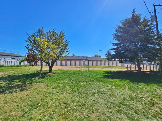 967 NW 2nd Street