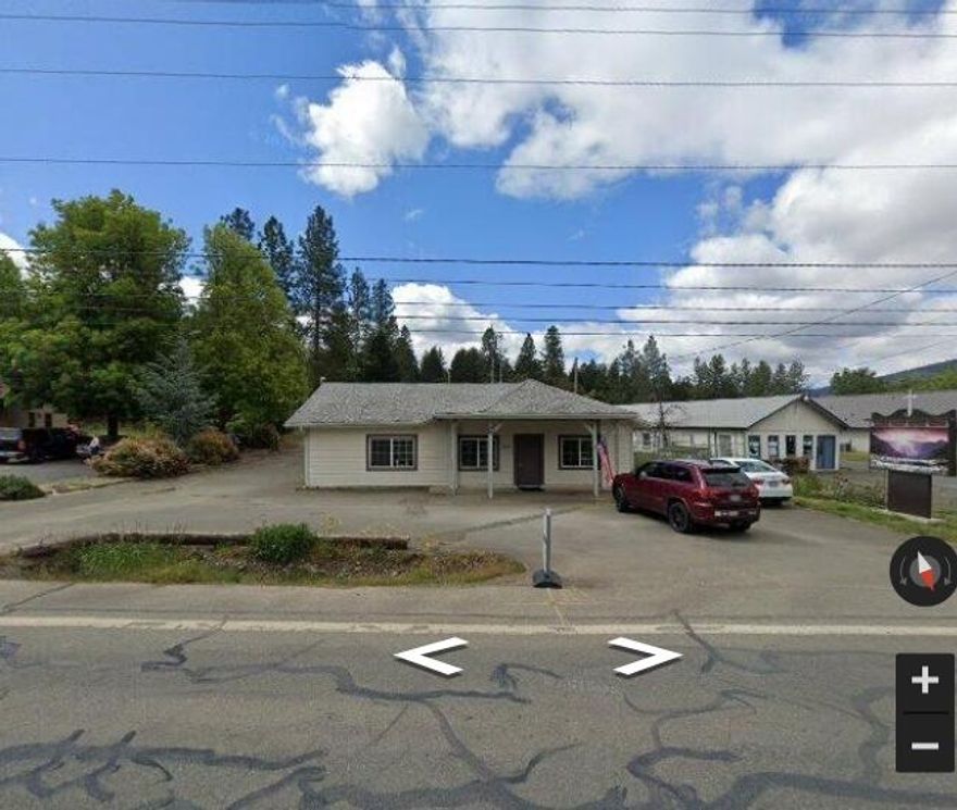 Great Commercial location for any business.
Very easy to show.  
Close to all businesses but just far enough from town for nearly any use.
Busy road on the way to major tourist attraction.  
Great for any business.
1/3 mile down Caves Highway.   Current use and owner is Illinois Valley Baptist Church.  Services welcome all.  Call any Broker.

Call your broker for information.