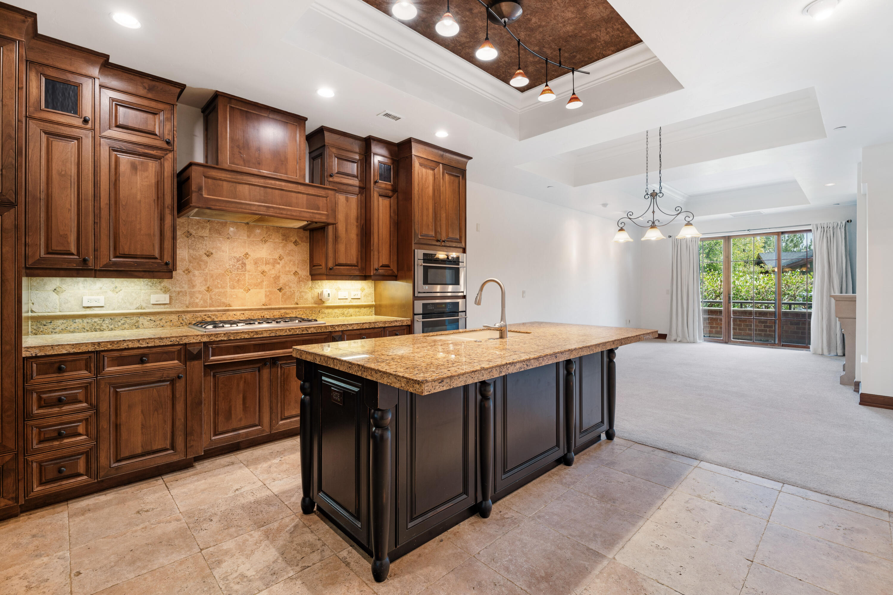 363 SW Bluff Drive 103