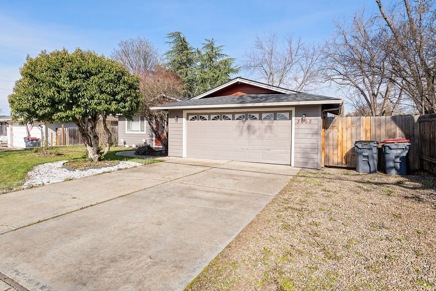 Nestled in the serene neighborhood of East Medford, this adorable home is a perfect blend of comfort and style. Boasting 3 bedrooms and 2 baths, it welcomes you with a warm embrace and promises a lifestyle of ease.Enjoy the benefits of energy-efficient newer windows and a recently replaced roof, providing not only enhanced aesthetics but also peace of mind. Revel in the beauty of newer laminate and tile floors throughout the home. Not only stylish but also easy to maintain, adding a touch of contemporary elegance. Step outside to discover a generous backyard and a charming patio, offering an ideal space for outdoor activities, relaxation, and al fresco dining. This property is more than just a house; it's a place where memories are made. Don't miss out on the opportunity to call it home. 
Schedule a showing today!