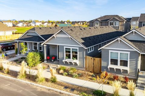 Tiny photo for 2518 NW Teak Avenue, Redmond, OR 97756 (MLS # 220219790)