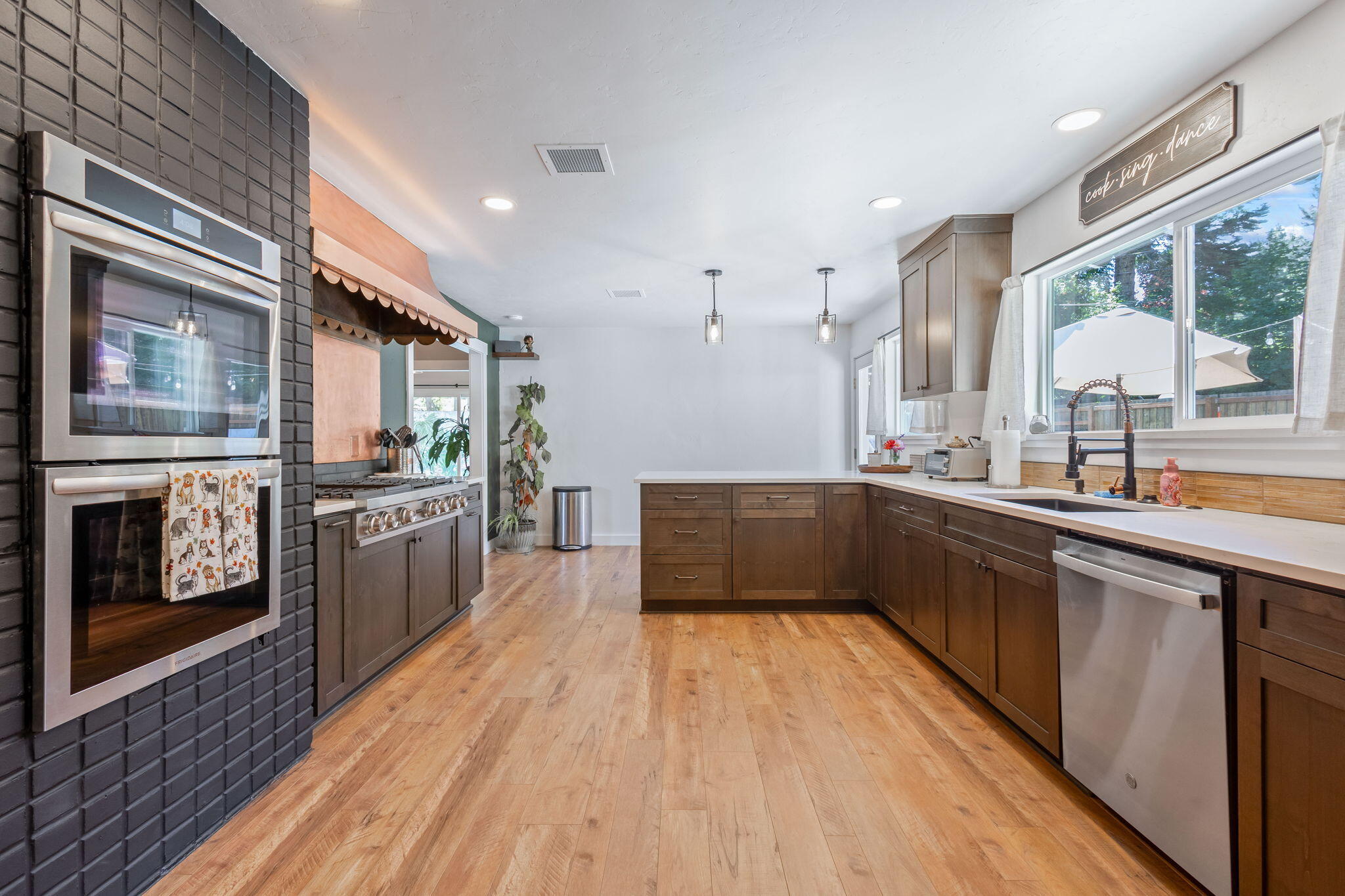 1st Addition Bend Pk - Residential