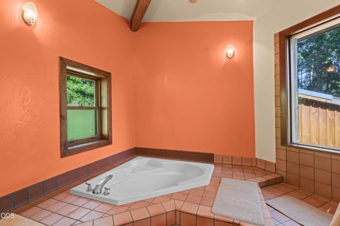 Tiny photo for 24041 Highway 140, Eagle Point, OR 97524 (MLS # 220223317)