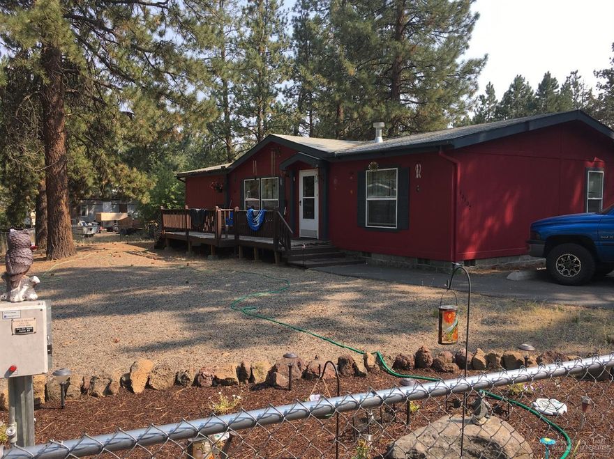 Affordable and Financeable! Excellent condition, new roof on house and carport. 3 bedroom, 2 bath Guerdon MH. Built in 2000. 1,404 sf. with carport and chain link fence around 1/4 acre property, nice tile accents in kitchen, master BR on one end of home and other 2 bedrooms on opposite side. Washer, dryer and freezer available. Quiet Cul-de-sac completes the picture. Plenty of parking on site. Very motivated sellers. Great buy at $ 249,500.00