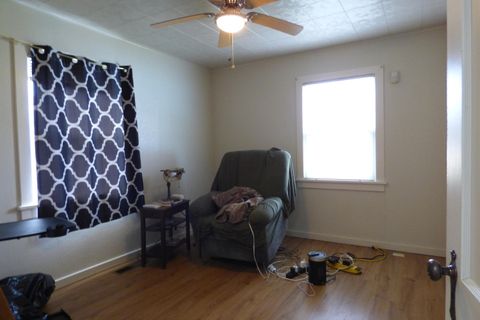 Tiny photo for 116 NE Evelyn Avenue, Grants Pass, OR 97526 (MLS # 220216974)