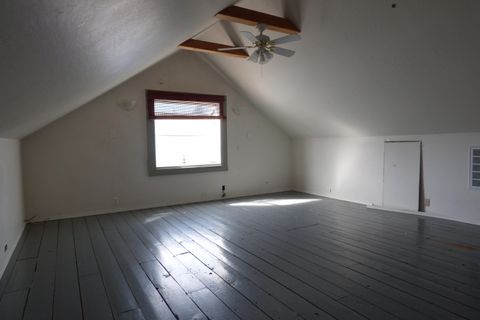 Tiny photo for 116 NE Evelyn Avenue, Grants Pass, OR 97526 (MLS # 220216974)