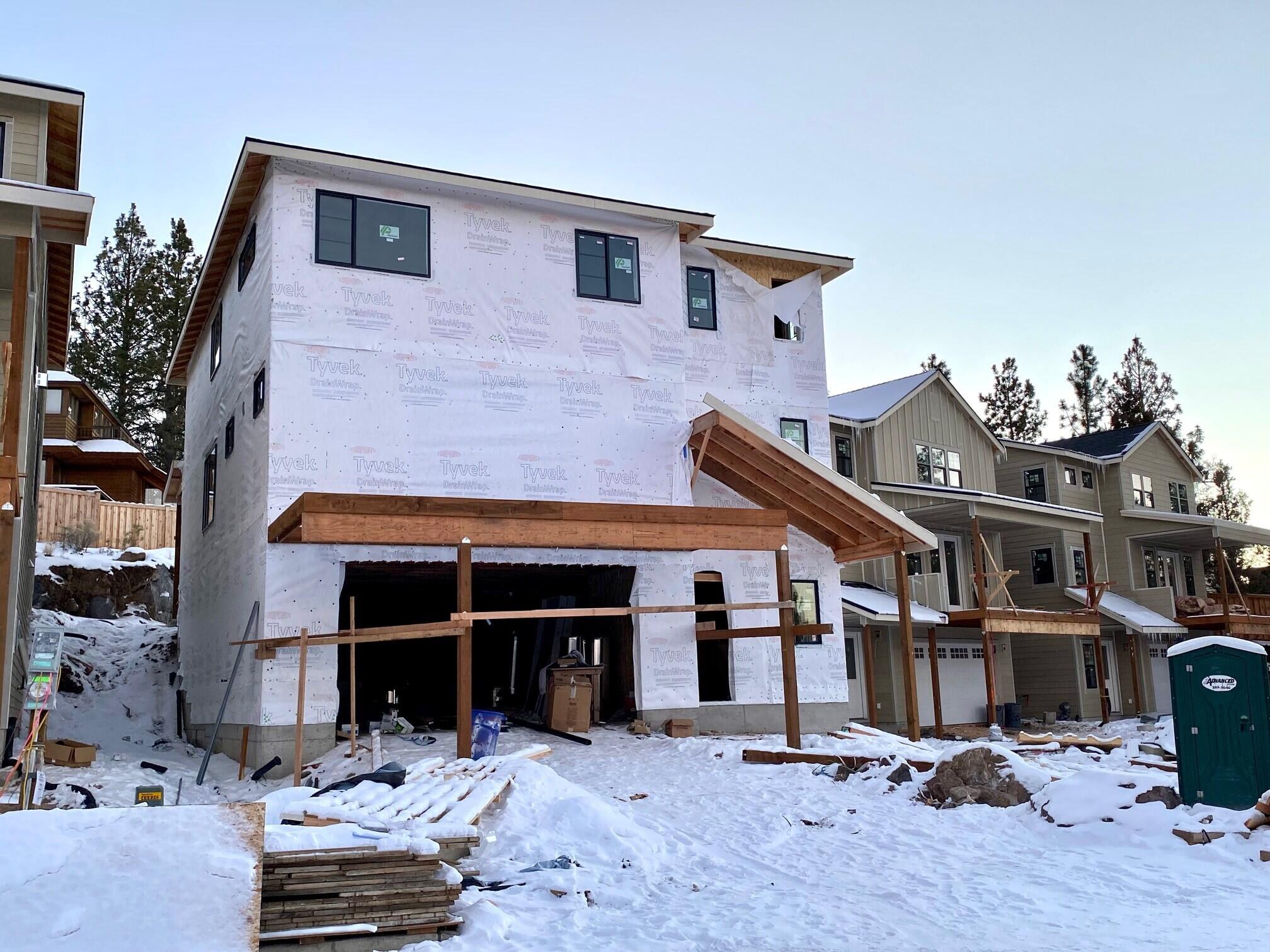 Marken Summit - Residential