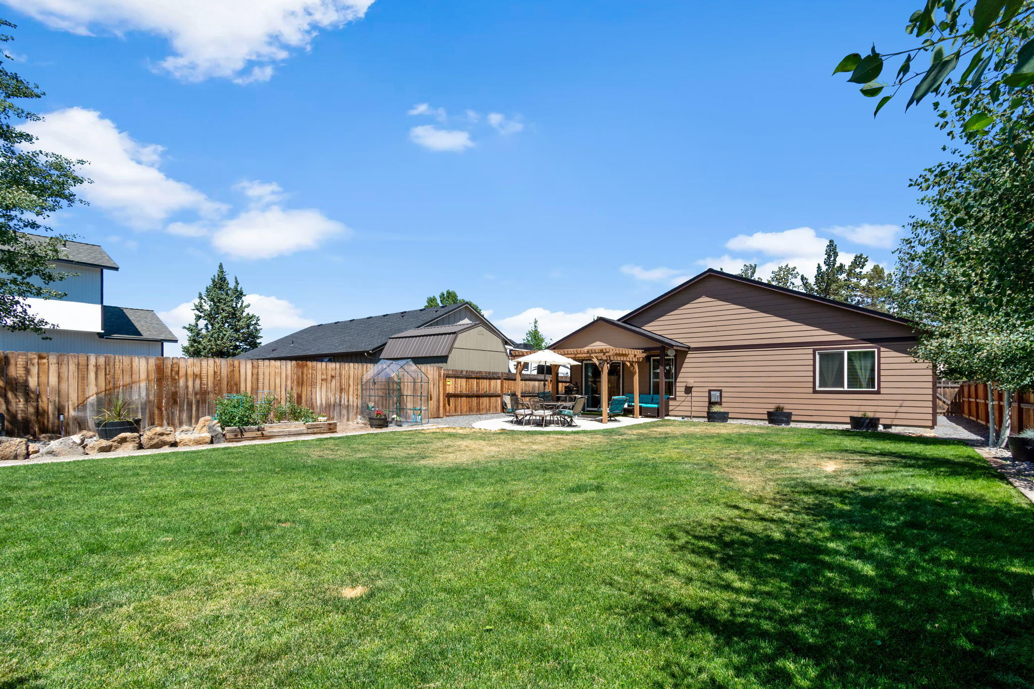 Six Peaks - Residential