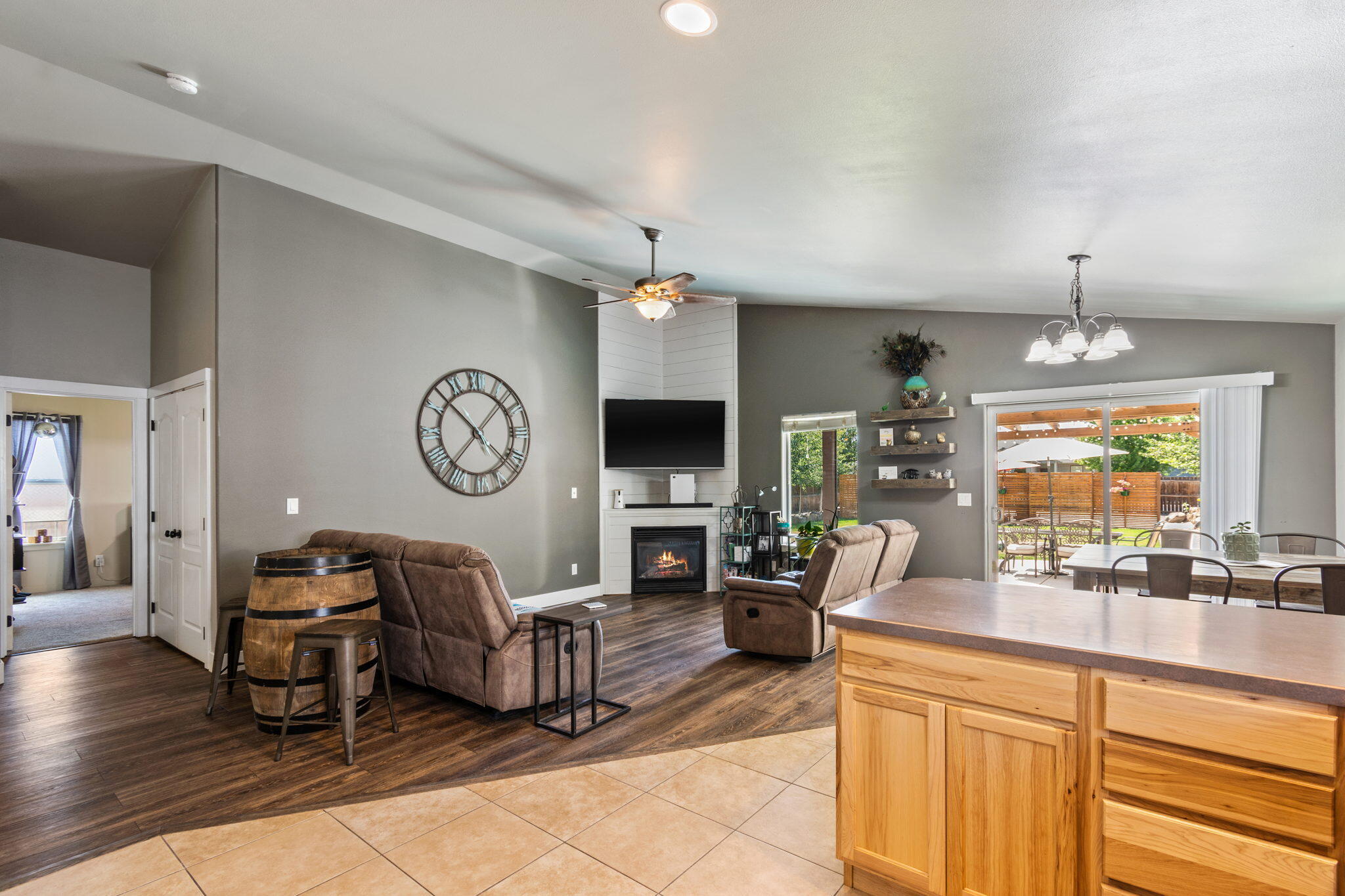 Six Peaks - Residential