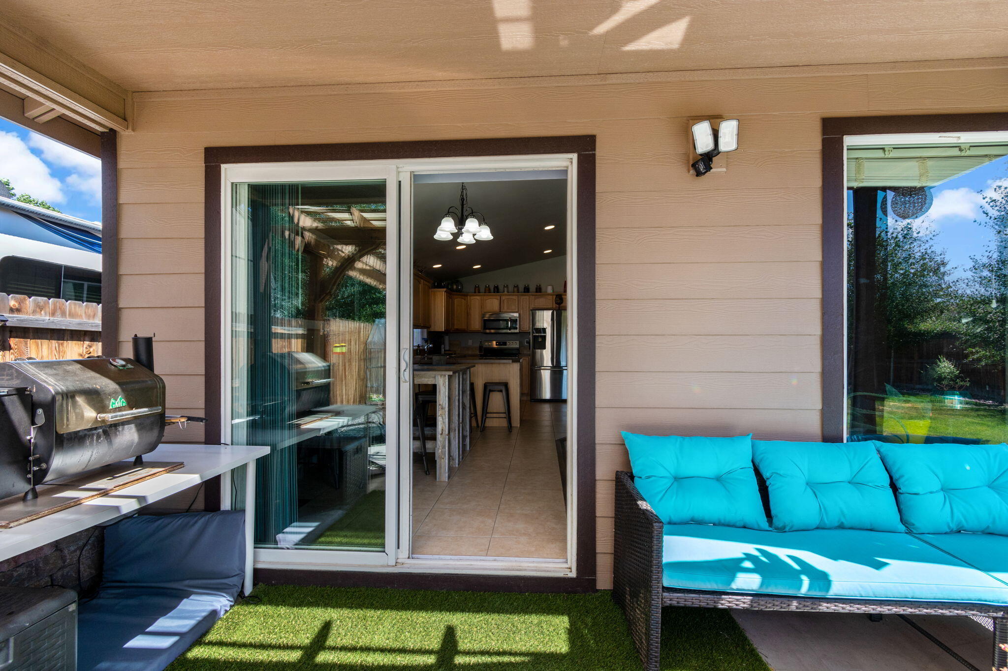 Six Peaks - Residential