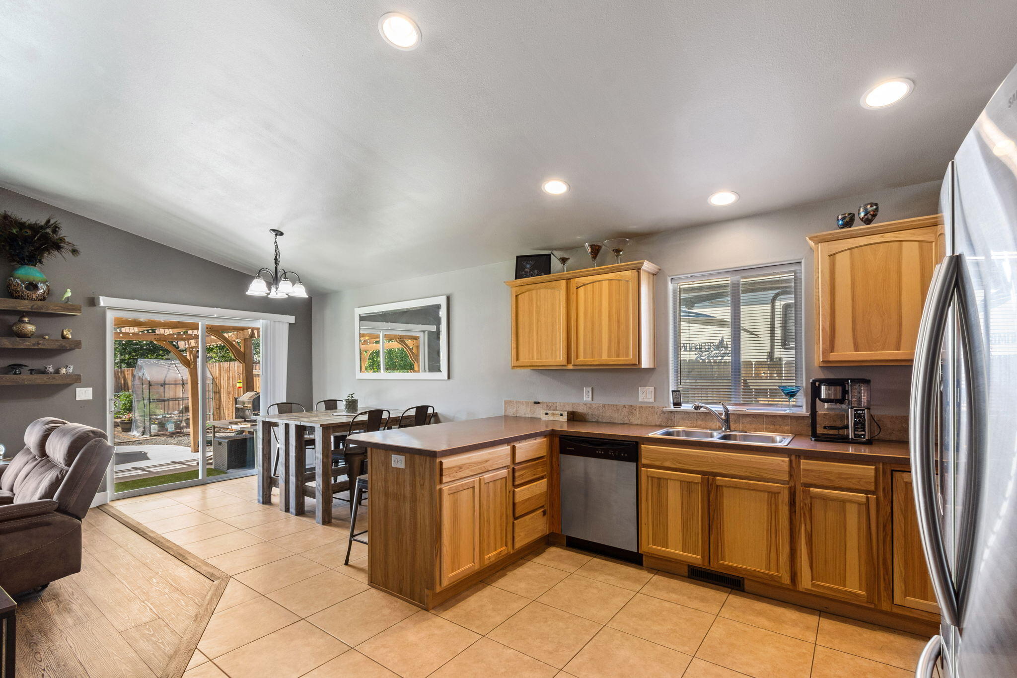 Six Peaks - Residential