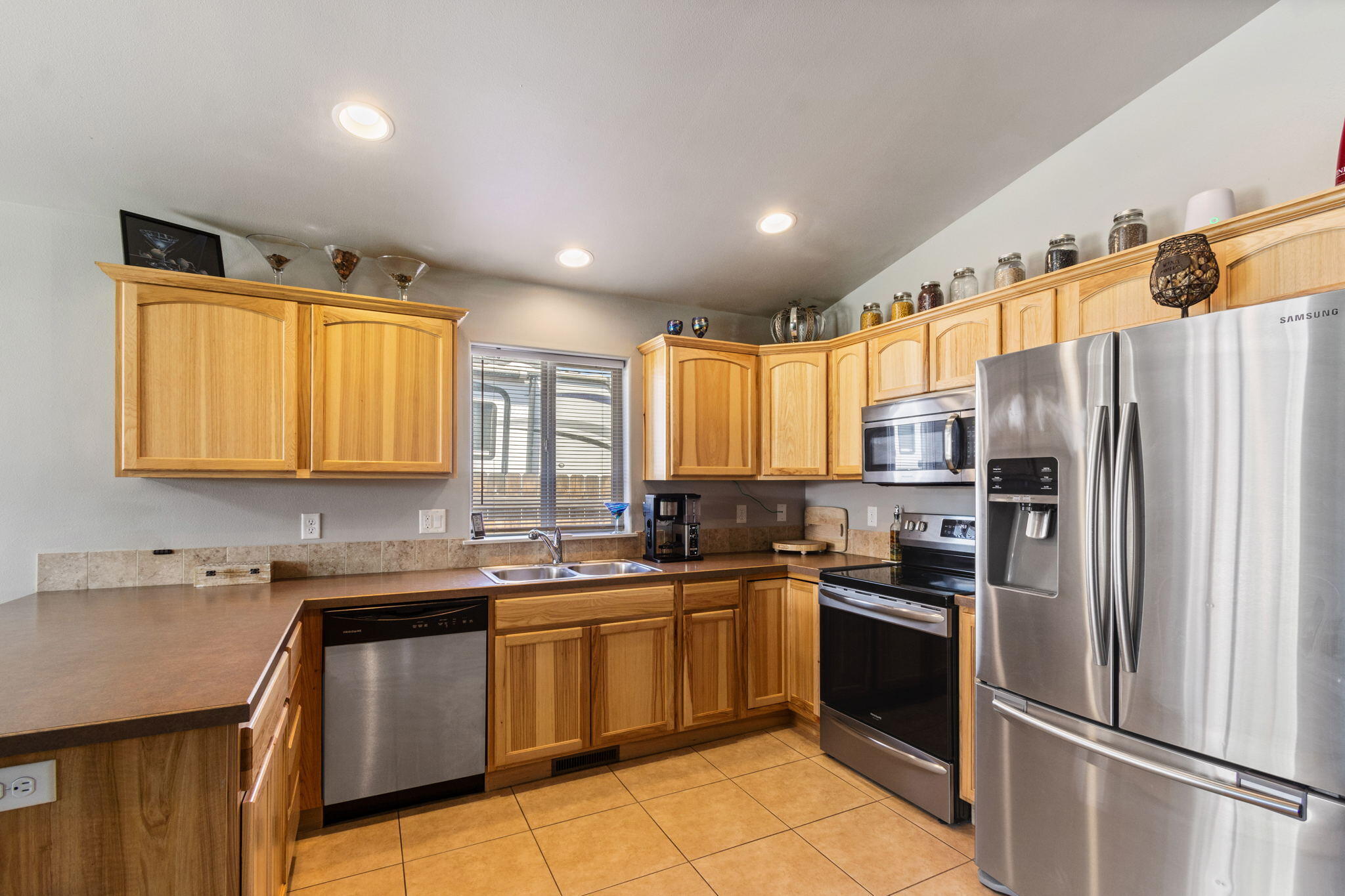 Six Peaks - Residential