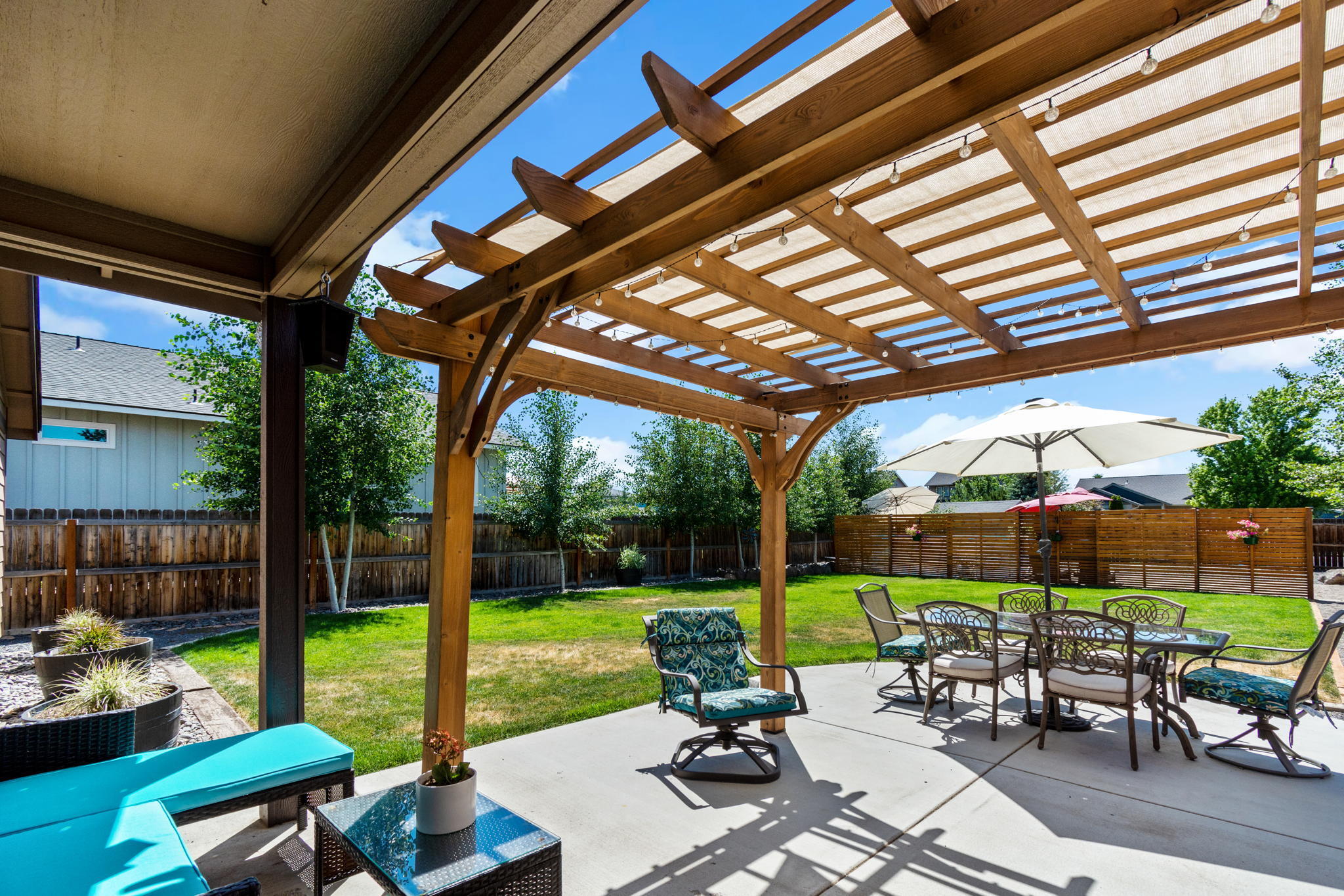 Six Peaks - Residential