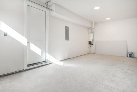 Tiny photo for 334 SW Roosevelt Avenue #Unit 2, Bend, OR 97702 (MLS # 220217455)