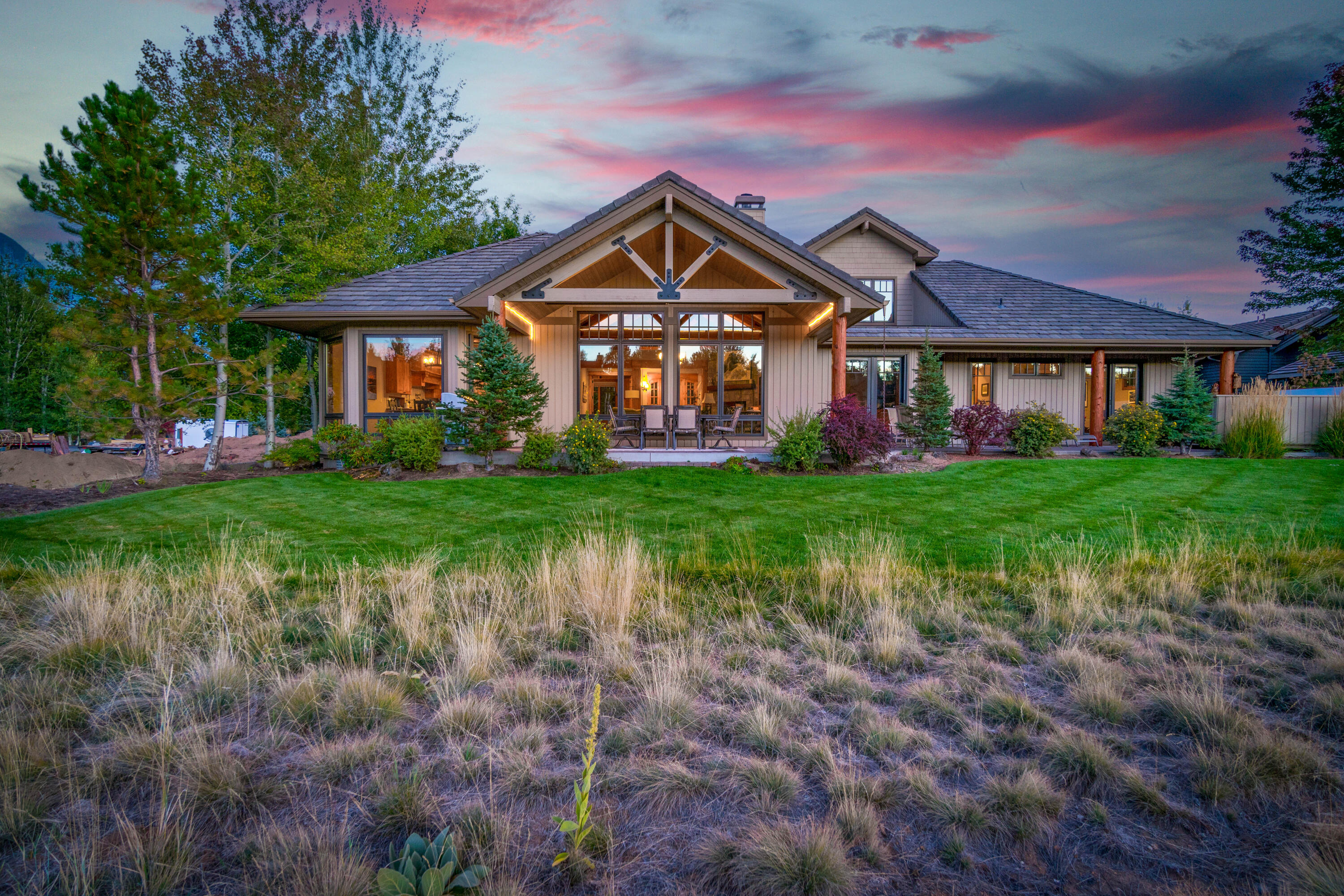 Broken Top - Residential