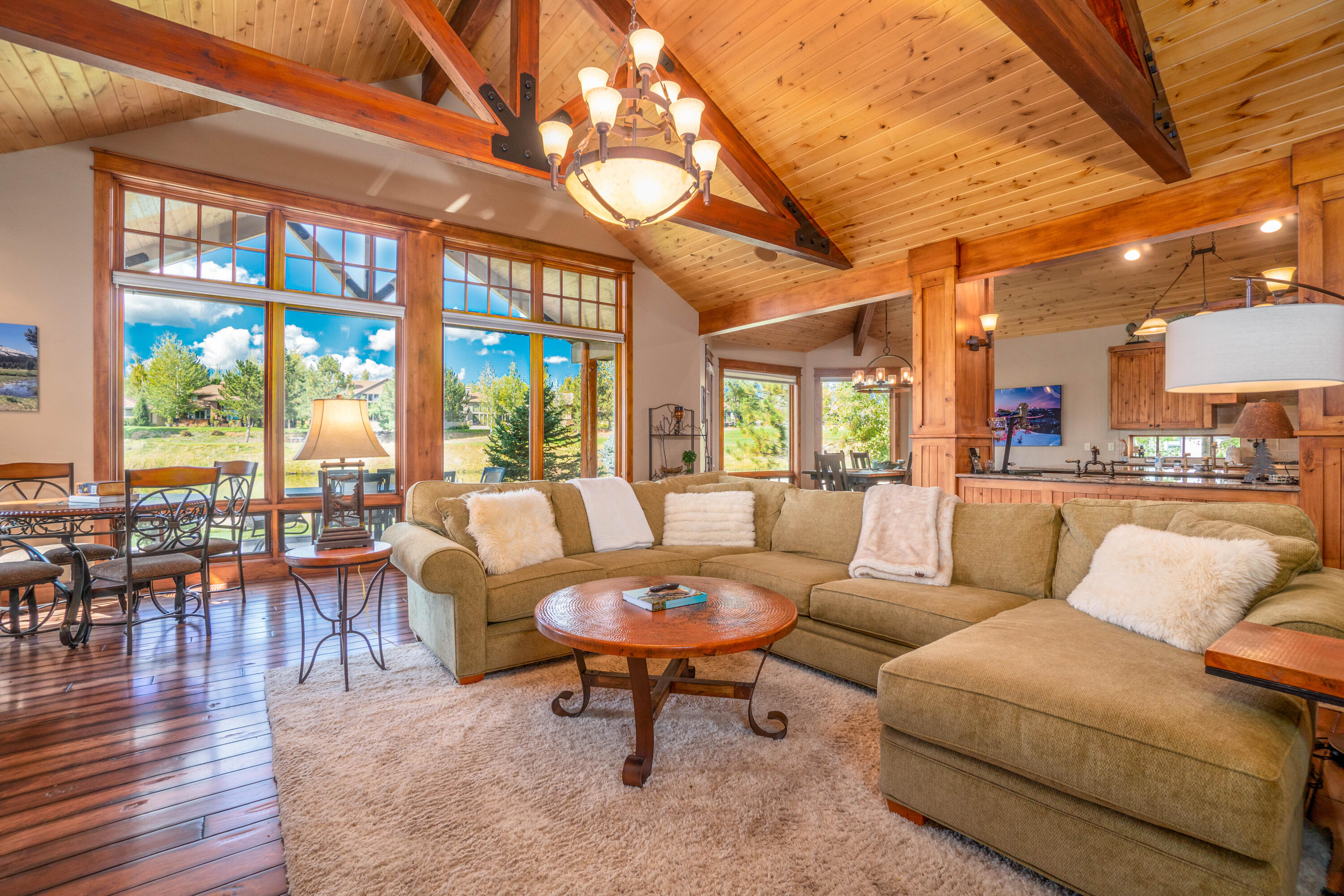 Broken Top - Residential