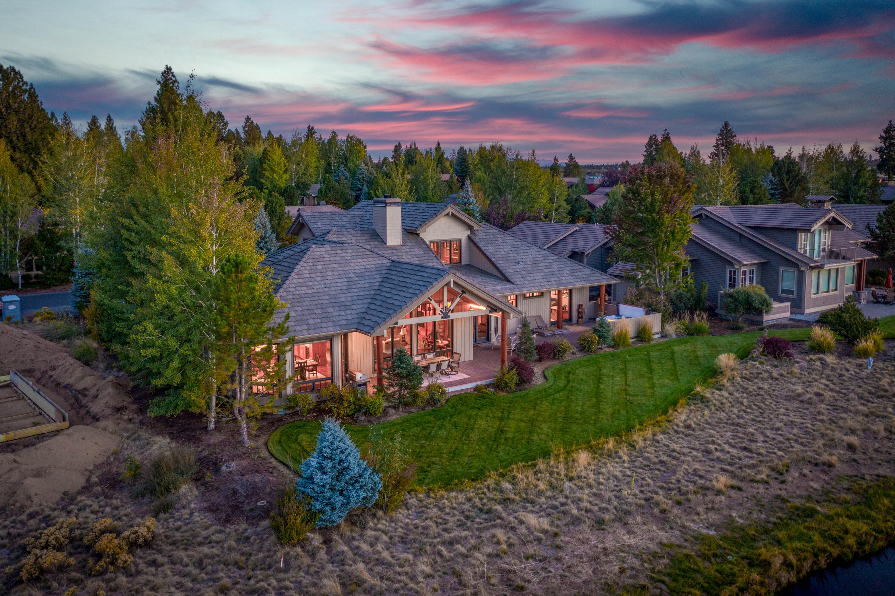 Broken Top - Residential