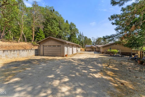 Tiny photo for 12330 E Evans Creek Road, Rogue River, OR 97537 (MLS # 220227462)